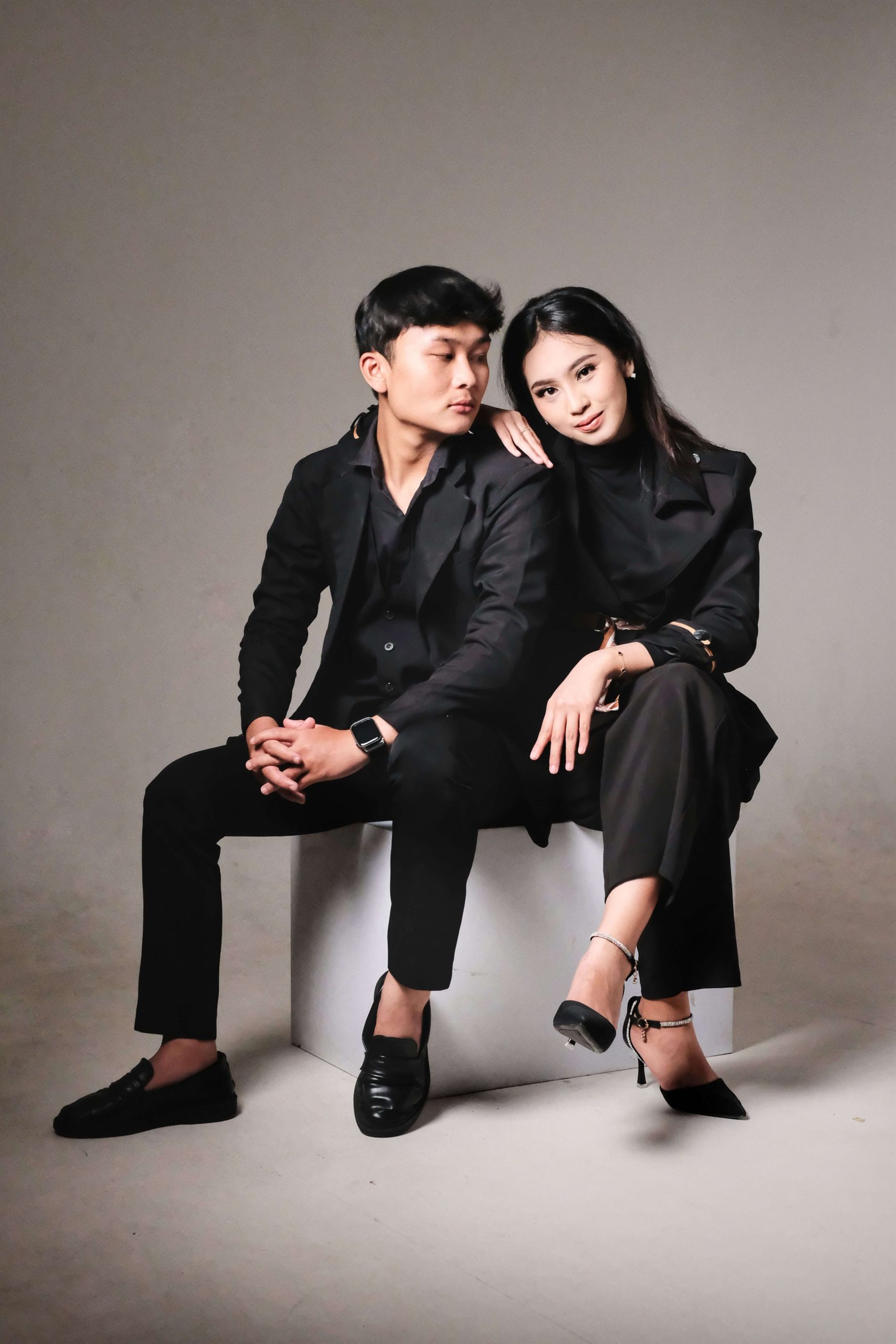 Romantic Memories Saved: Intimate gvCouple Photoshoot Experiences Across Vietnam
