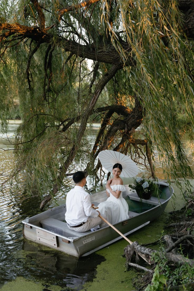 Unrivaled Elegance and Glamour: Exclusive Luxury Prewedding Shoots in Vietnam
